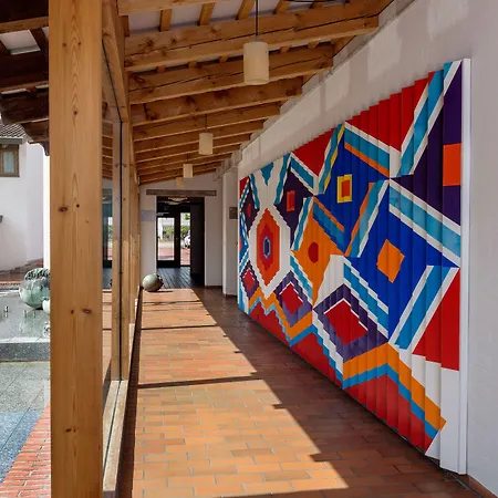 Hotel Konventum Conference Center 3*